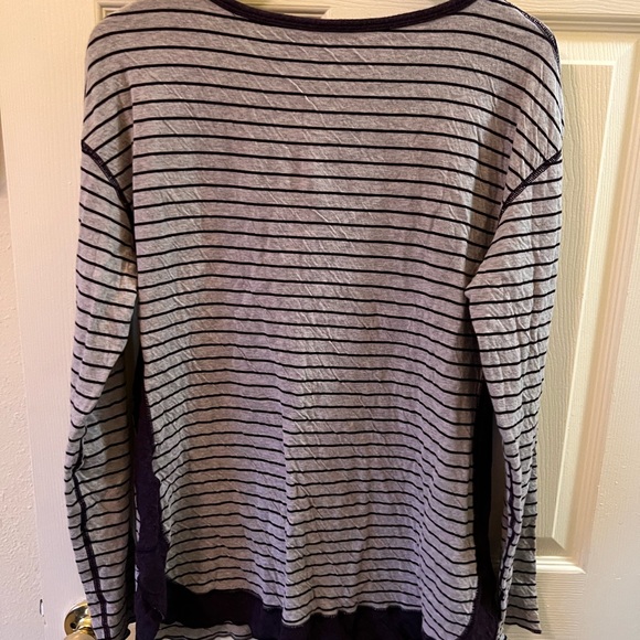 Comfy base layer or top - Picture 3 of 3